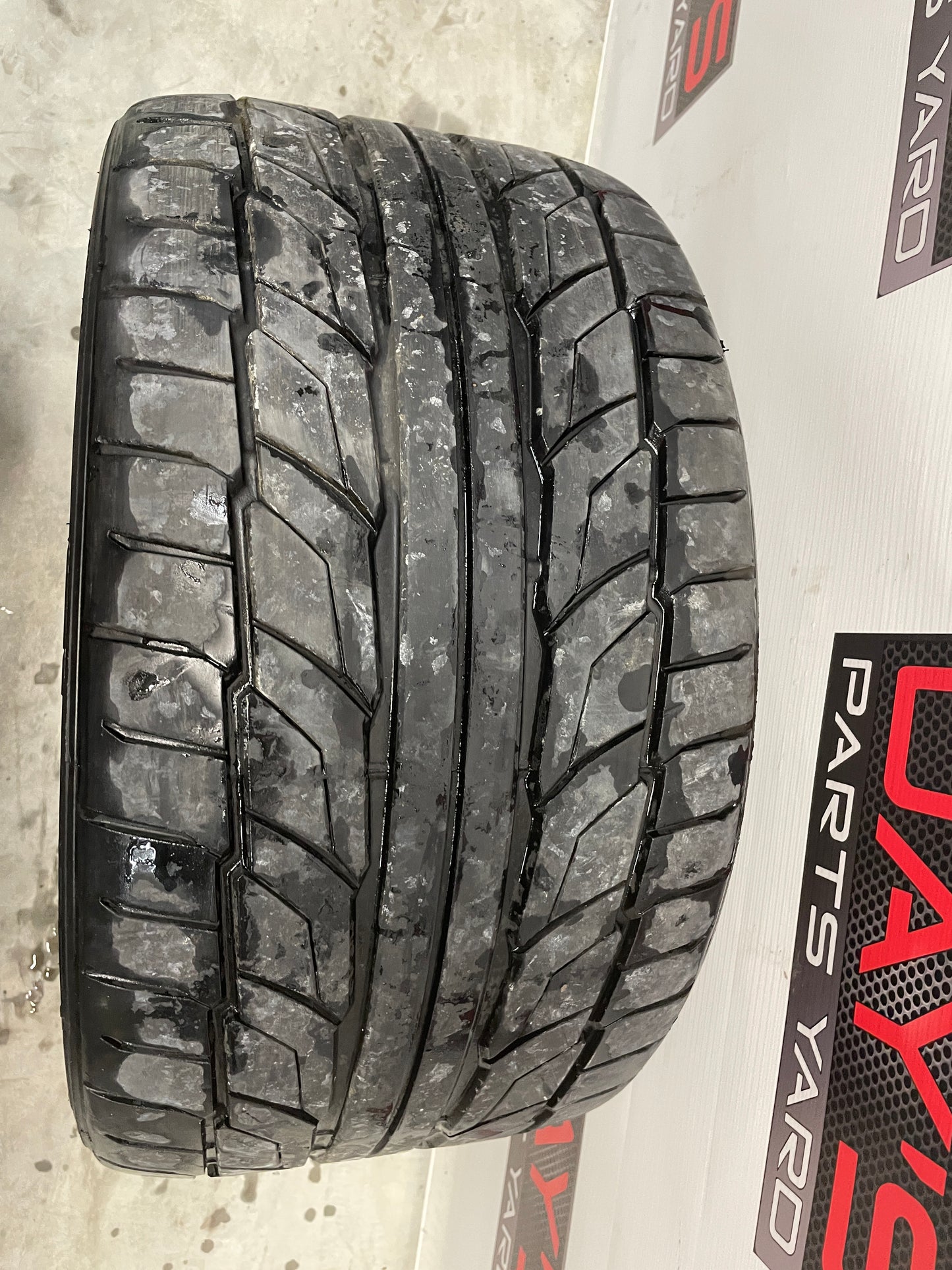 Nitto NT555 G2 305/30ZR20 Tire