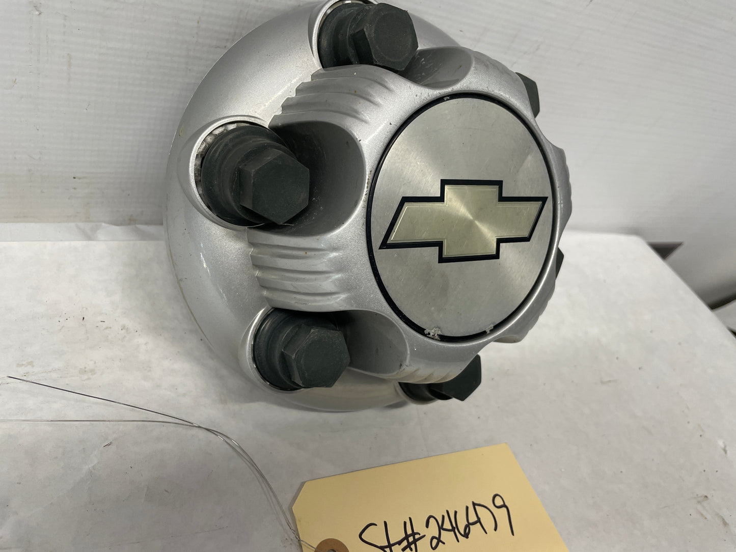GMC Wheel Center Cap 6 Lug OEM - Day's Parts Yard
