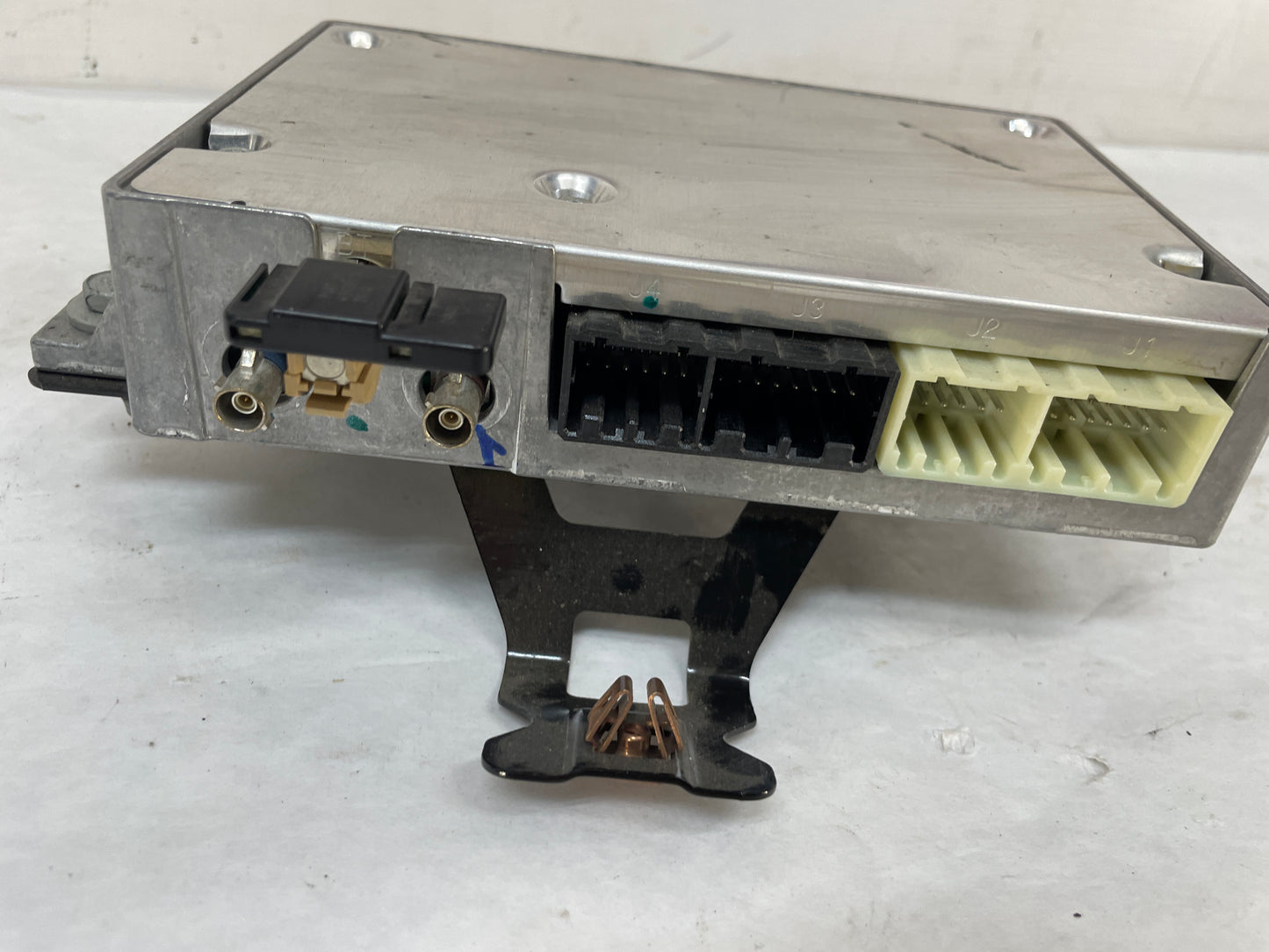 2010 Cadillac CTS-V Sedan Navigation Communication Control Module w/ Bracket OEM