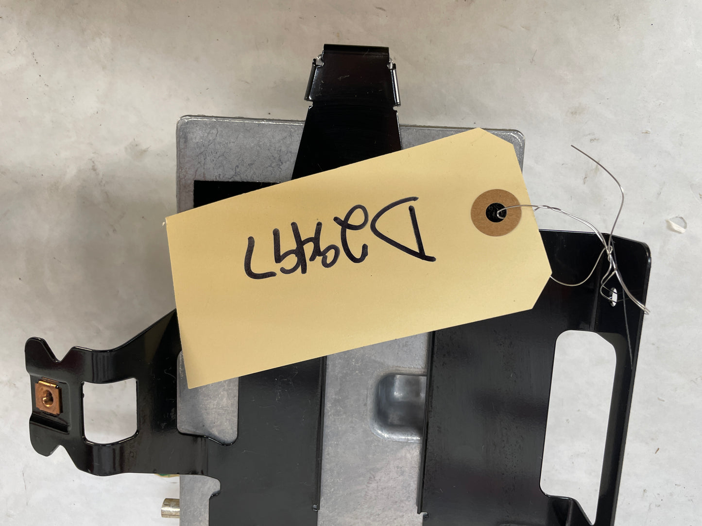 2010 Cadillac CTS-V Sedan Navigation Communication Control Module w/ Bracket OEM