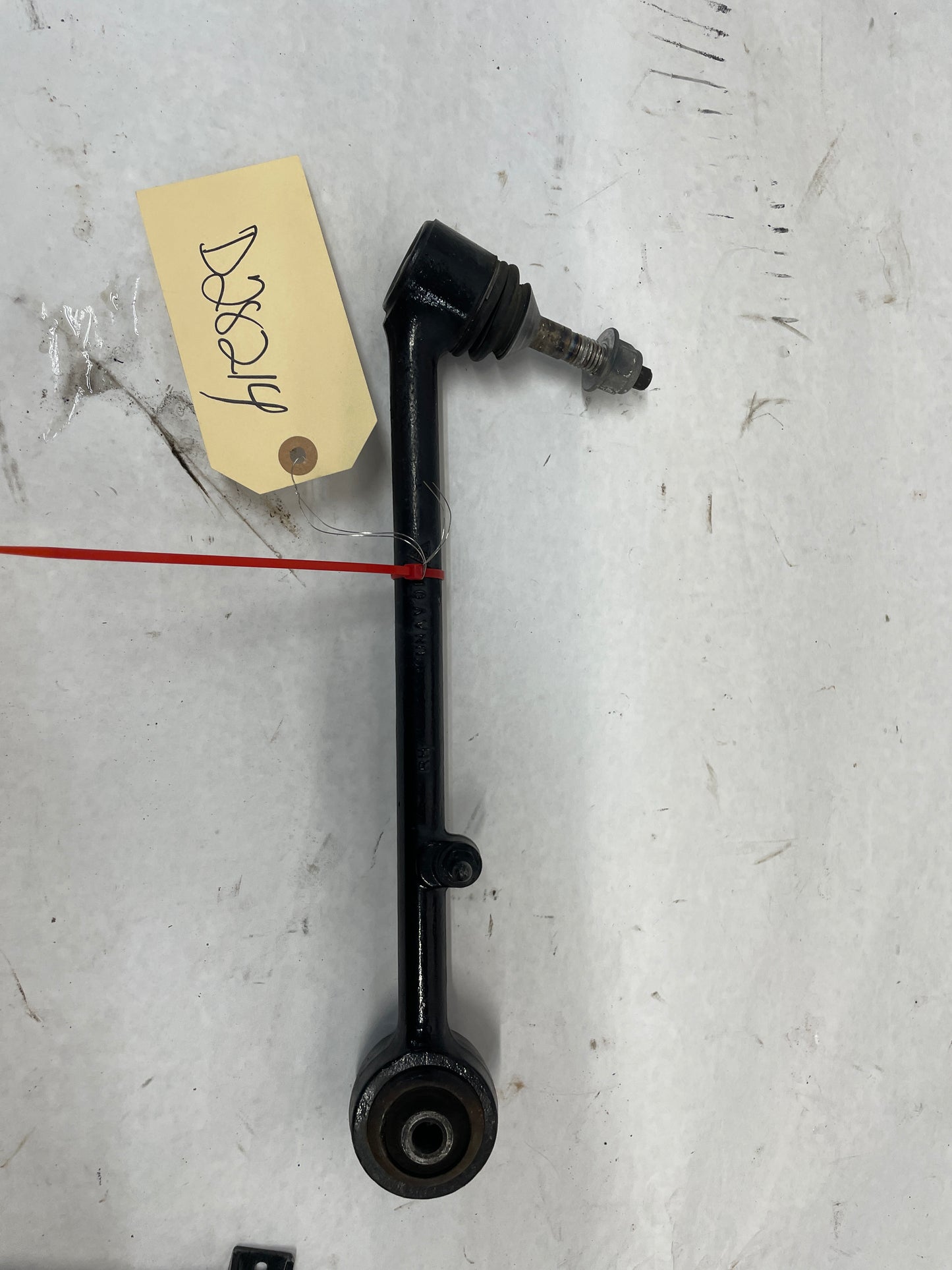 2015 Chevy SS Sedan RH Passenger Front Suspension Rearward Lower Control Arm Link OEM - Day's Parts Yard