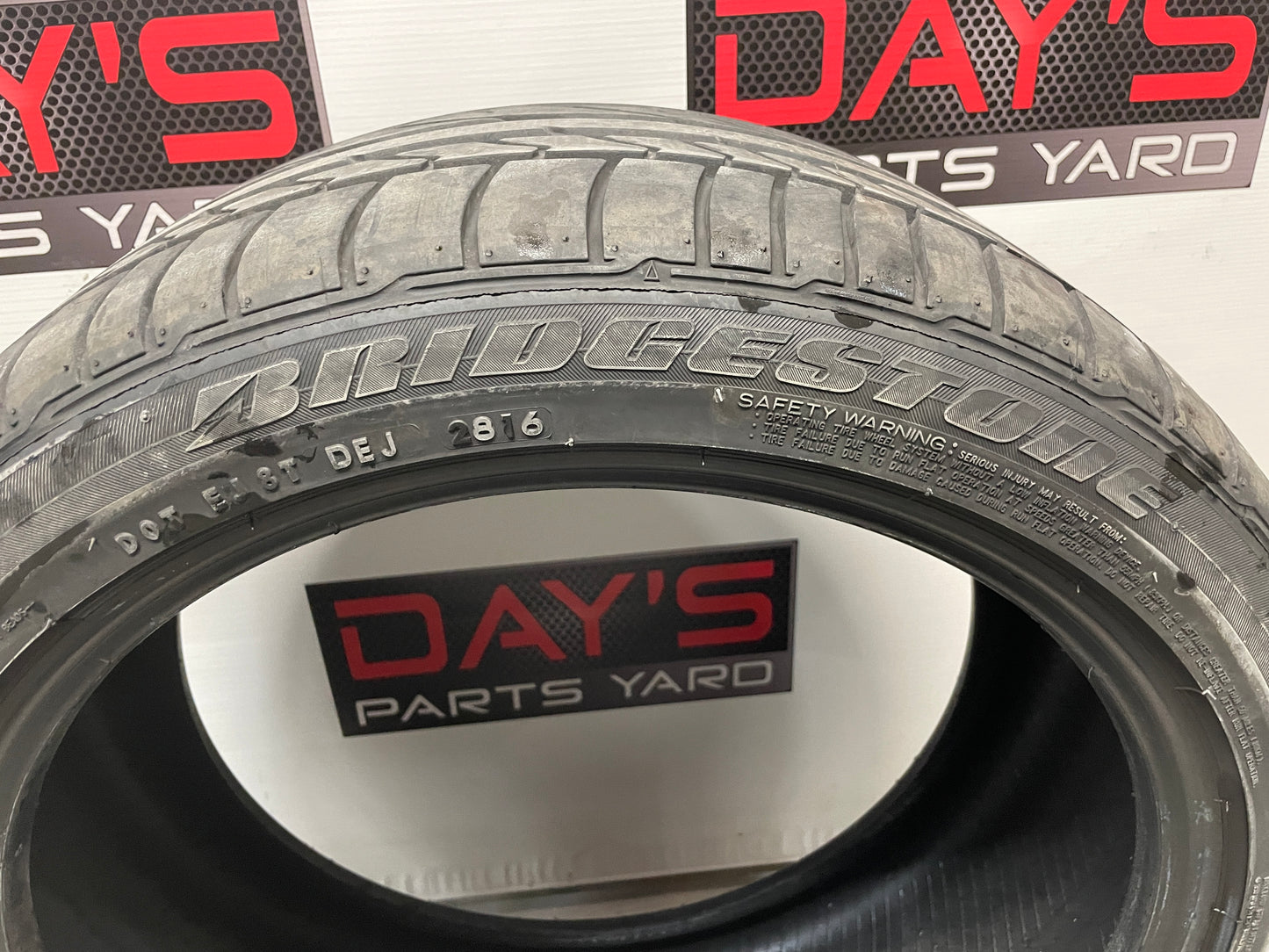 Bridgestone Potenza RE050A 245/40R19 Tire