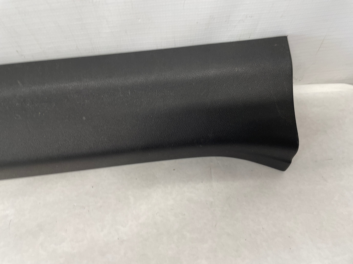 2015 Chevy Camaro SS LH Driver Door Sill Scuff Interior Carpet Retainer Plate OEM
