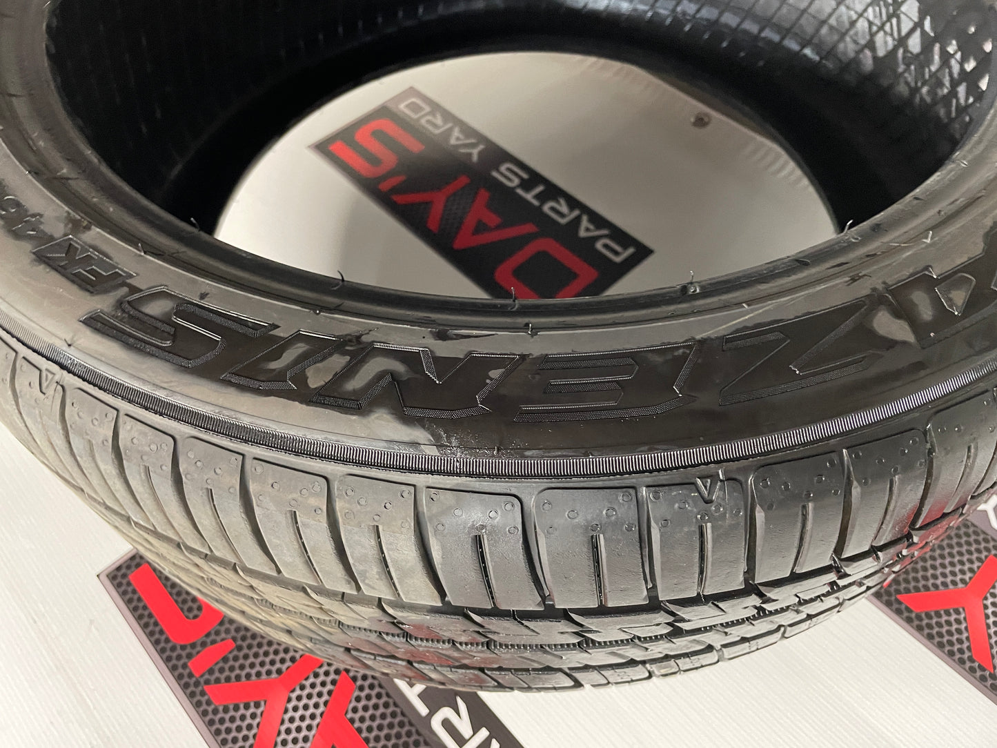 Falken Azenis FK460 A/S 255/40ZR19 Tire