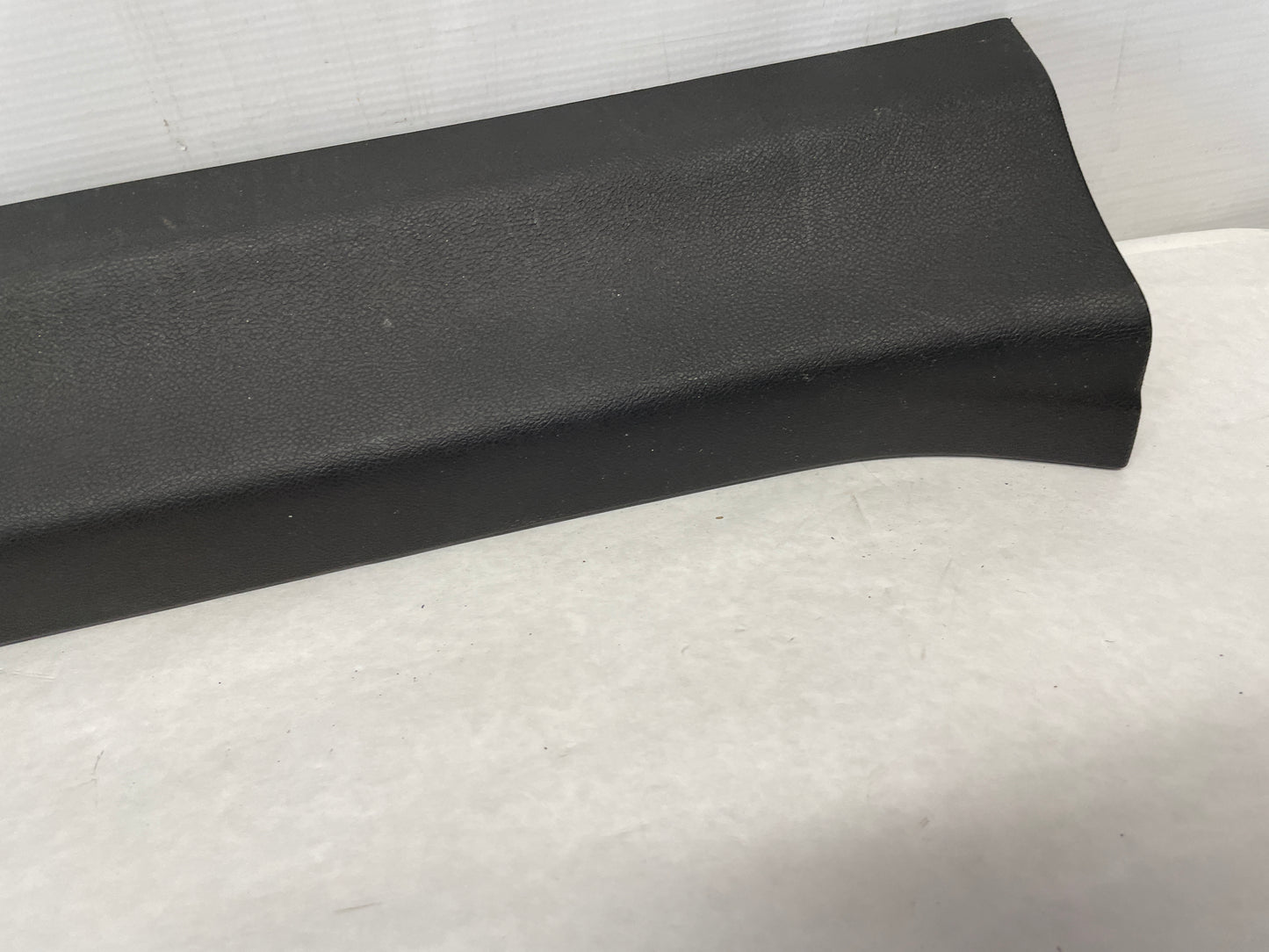 2015 Chevy Camaro SS LH Driver Door Sill Scuff Interior Carpet Retainer Plate OEM