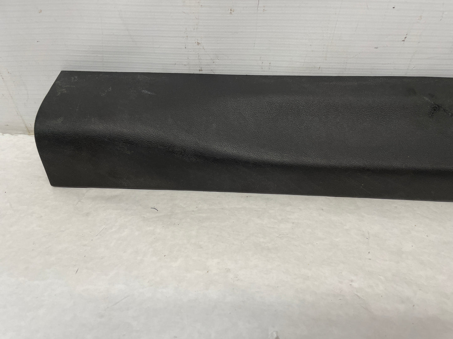2015 Chevy Camaro SS LH Driver Door Sill Scuff Interior Carpet Retainer Plate OEM