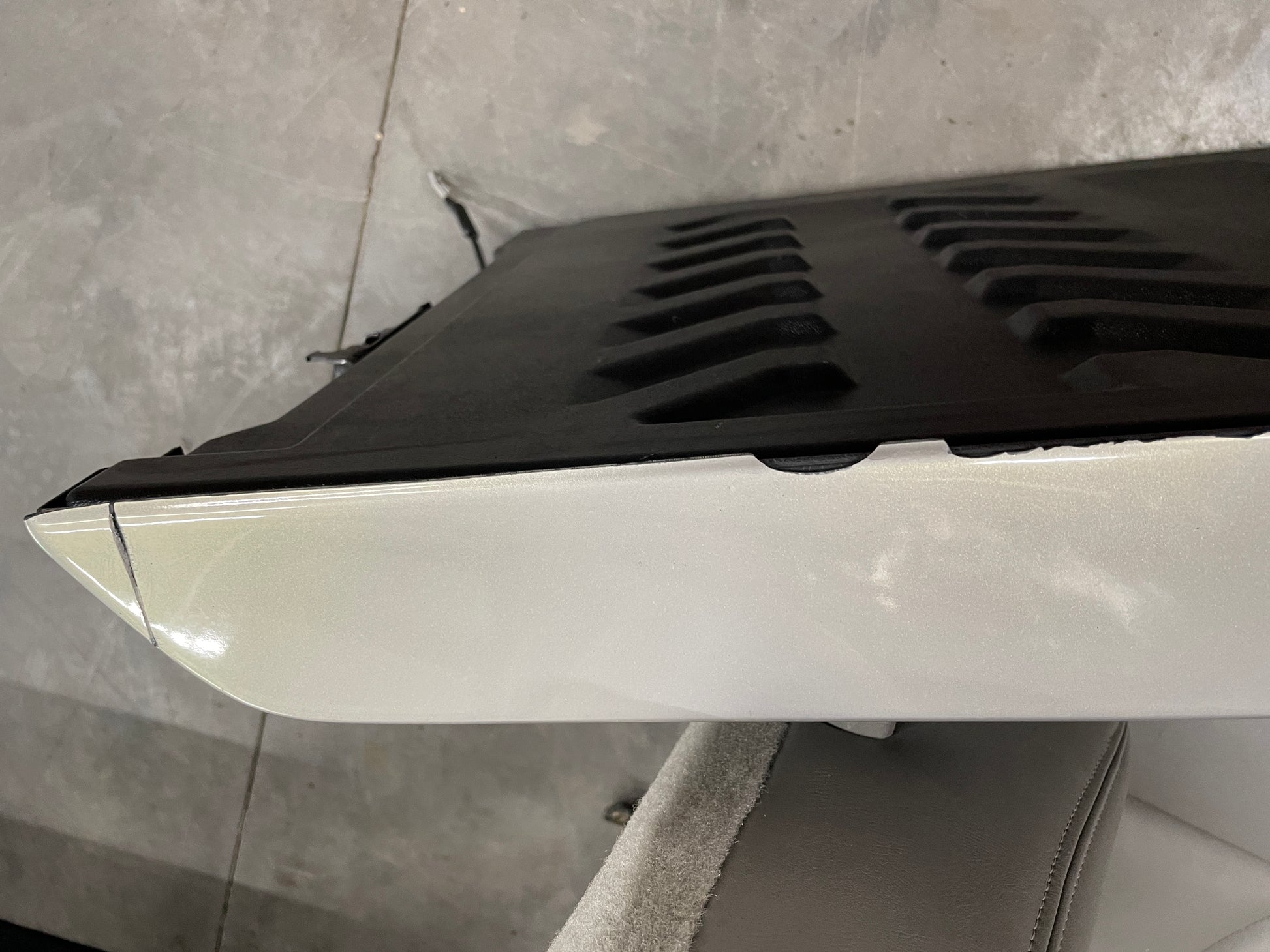 2005 Chevy Avalanche Tailgate Tail Gate OEM - Day's Parts Yard
