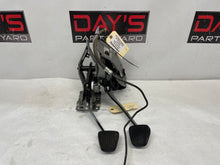 2015 Chevy Camaro SS Manual Transmission Pedal Set Brake & Clutch Assembly OEM - Day's Parts Yard