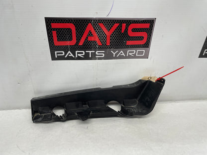 2015 Chevy Camaro SS RH Passenger Headlight Head Light Bumper Bracket Guide OEM