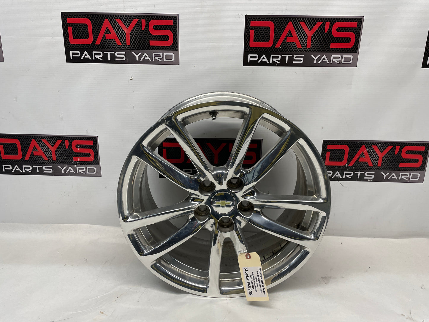 2014 Chevy SS Sedan Factory OEM Rear Wheel 19X9 - Day's Parts Yard