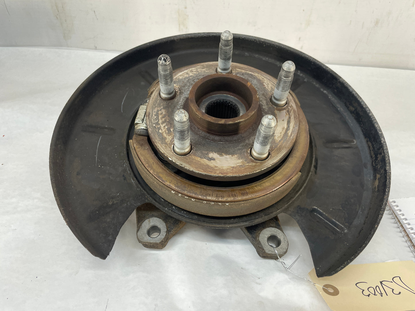 2014 Chevy SS Sedan LH Driver Rear Suspension Spindle Knuckle Hub Assembly OEM - Day's Parts Yard