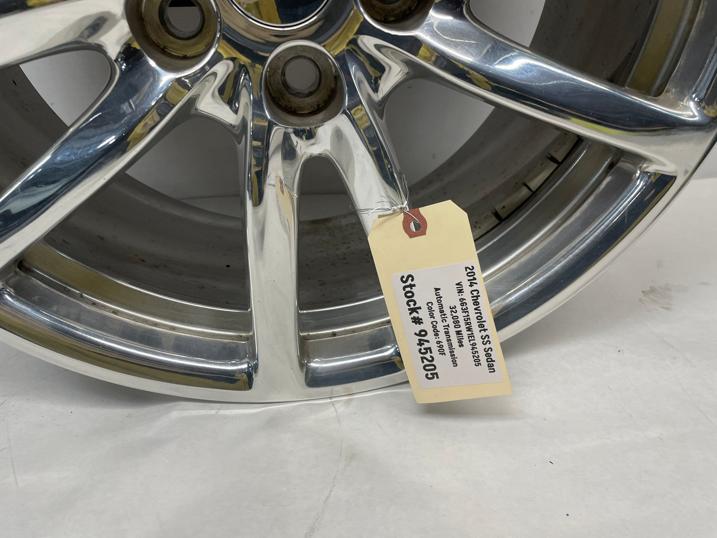 2014 Chevy SS Sedan Factory OEM Rear Wheel 19X9 - Day's Parts Yard