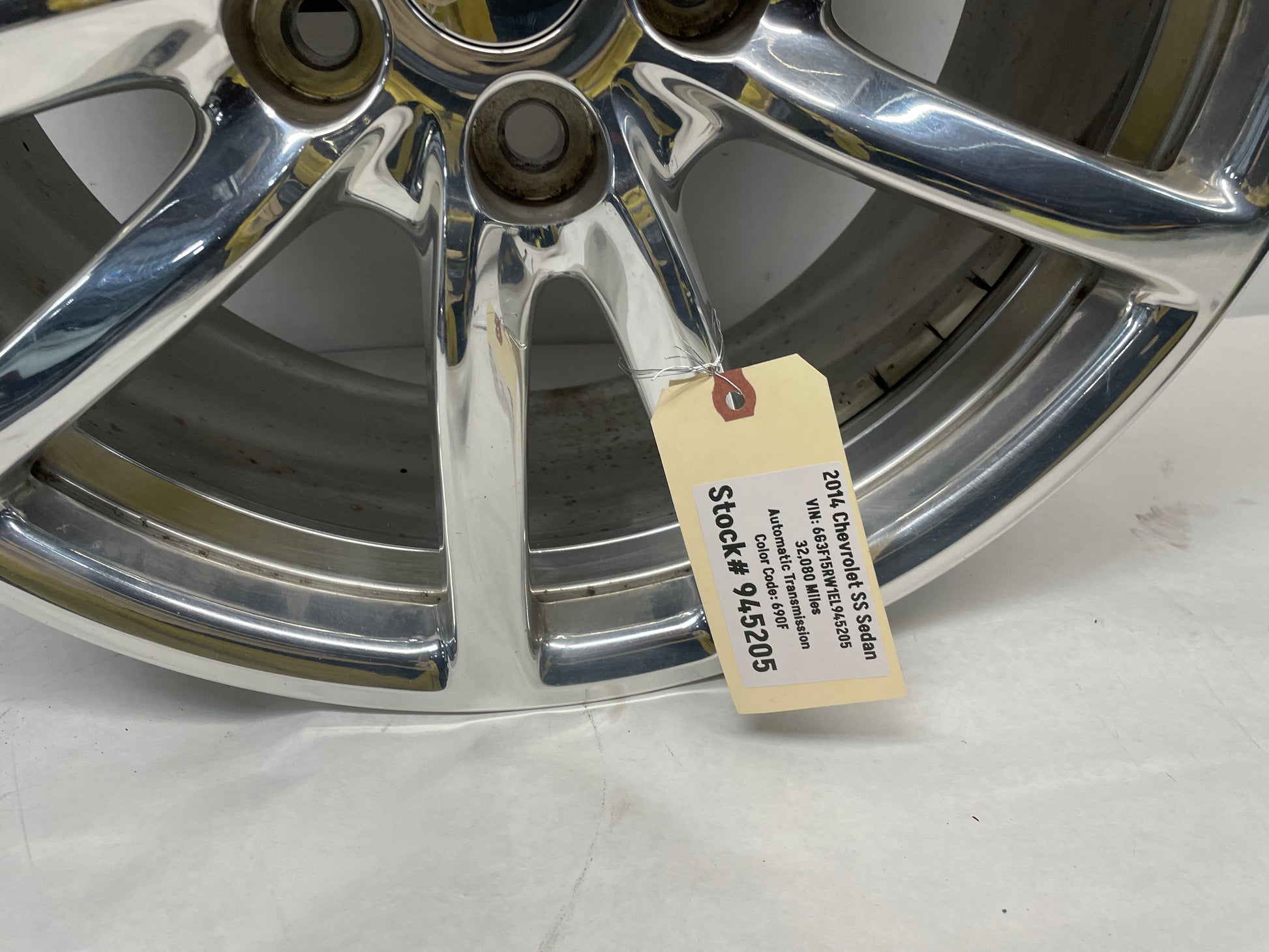 2014 Chevy SS Sedan Factory OEM Rear Wheel 19X9 - Day's Parts Yard