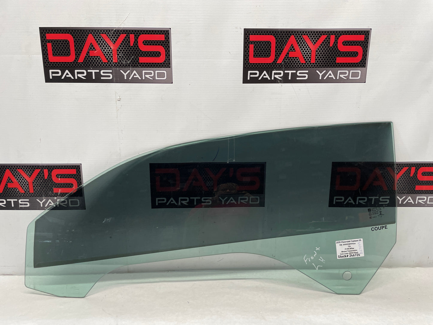 2015 Chevy Camaro SS LH Driver Front Door Window Glass OEM