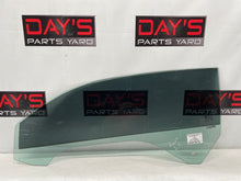 2015 Chevy Camaro SS LH Driver Front Door Window Glass OEM