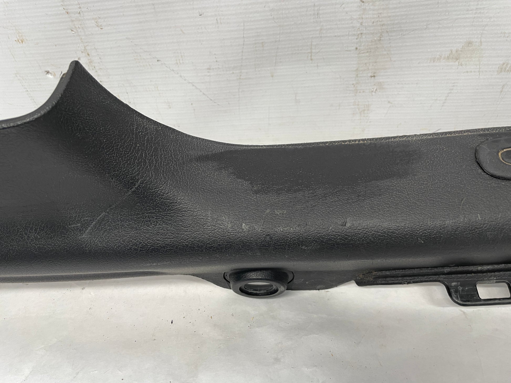 2006 Pontiac GTO LH Driver Interior Sill Carpet Retainer Trim Cover Panel OEM - Day's Parts Yard