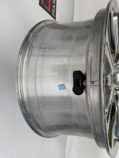 2014 Chevy SS Sedan Factory OEM Rear Wheel 19X9 - Day's Parts Yard