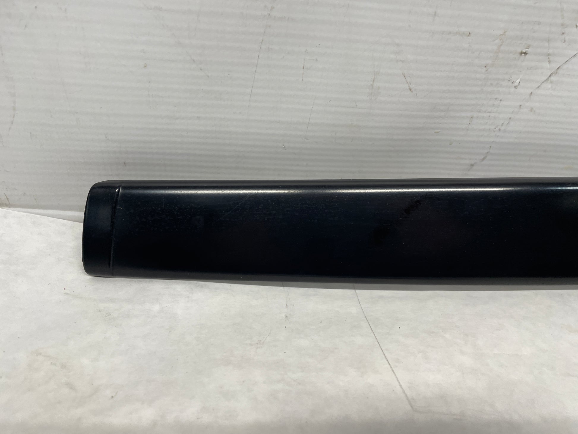 2006 Pontiac GTO RH Passenger Exterior B Pillar Window Trim Cover Applique Molding OEM - Day's Parts Yard