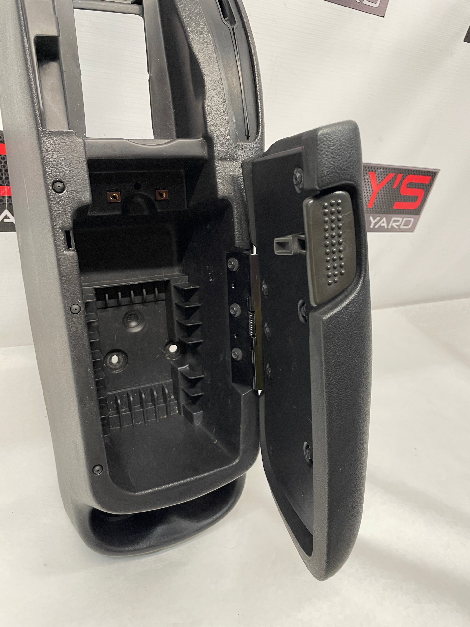 2000 Pontiac Firebird Formula Trans am Ebony Black Center Console OEM - Day's Parts Yard