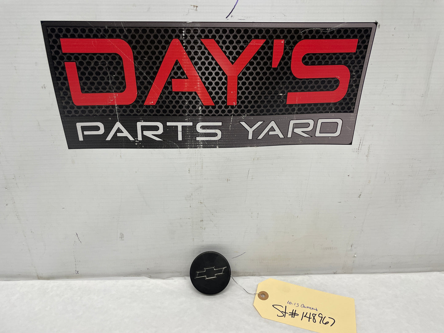 2011 Chevy Camaro SS Center Cap OEM - Day's Parts Yard