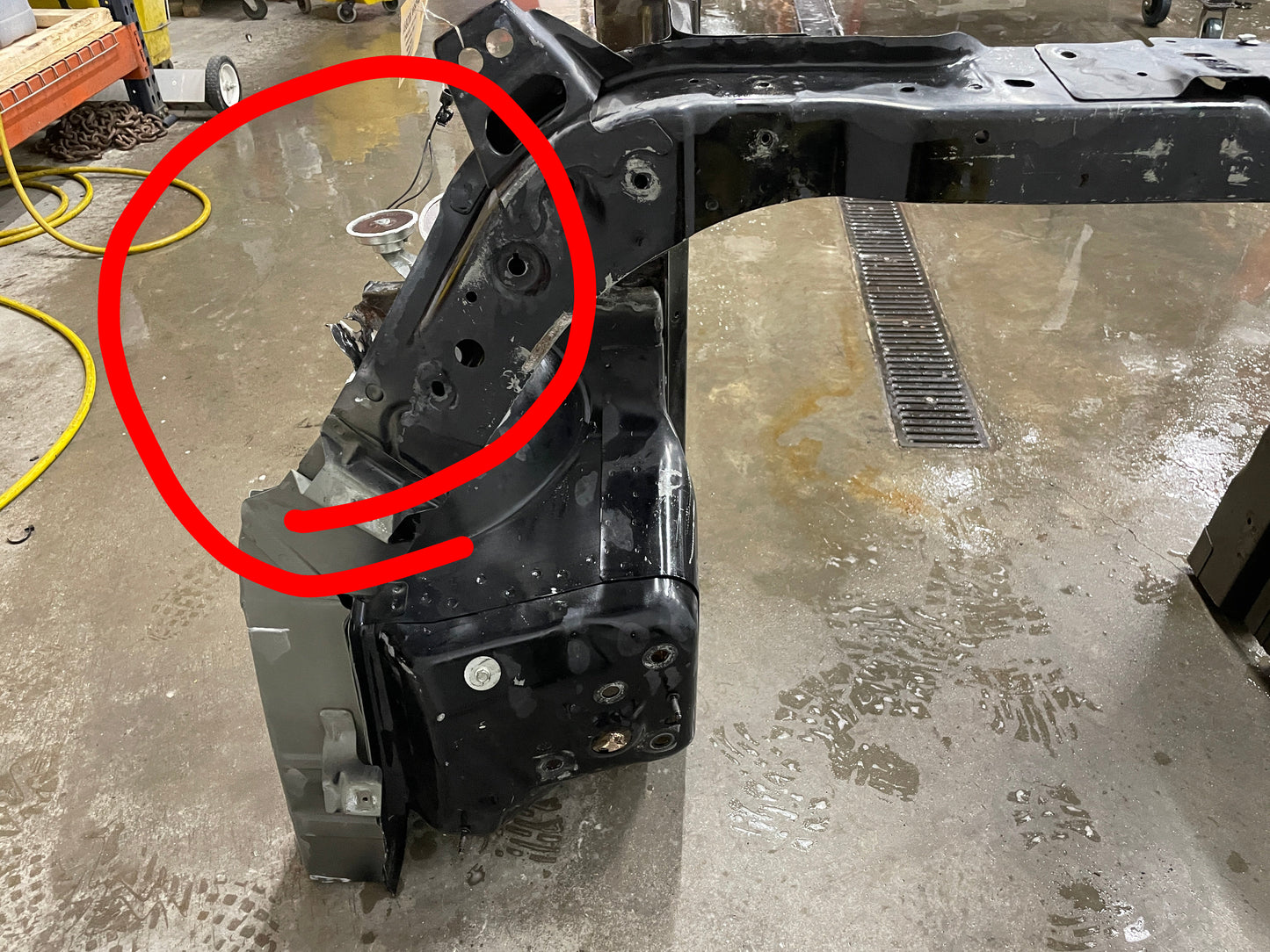 2010 Cadillac CTS-V Sedan Front Radiator Frame Core Support Headlight Bracket OEM