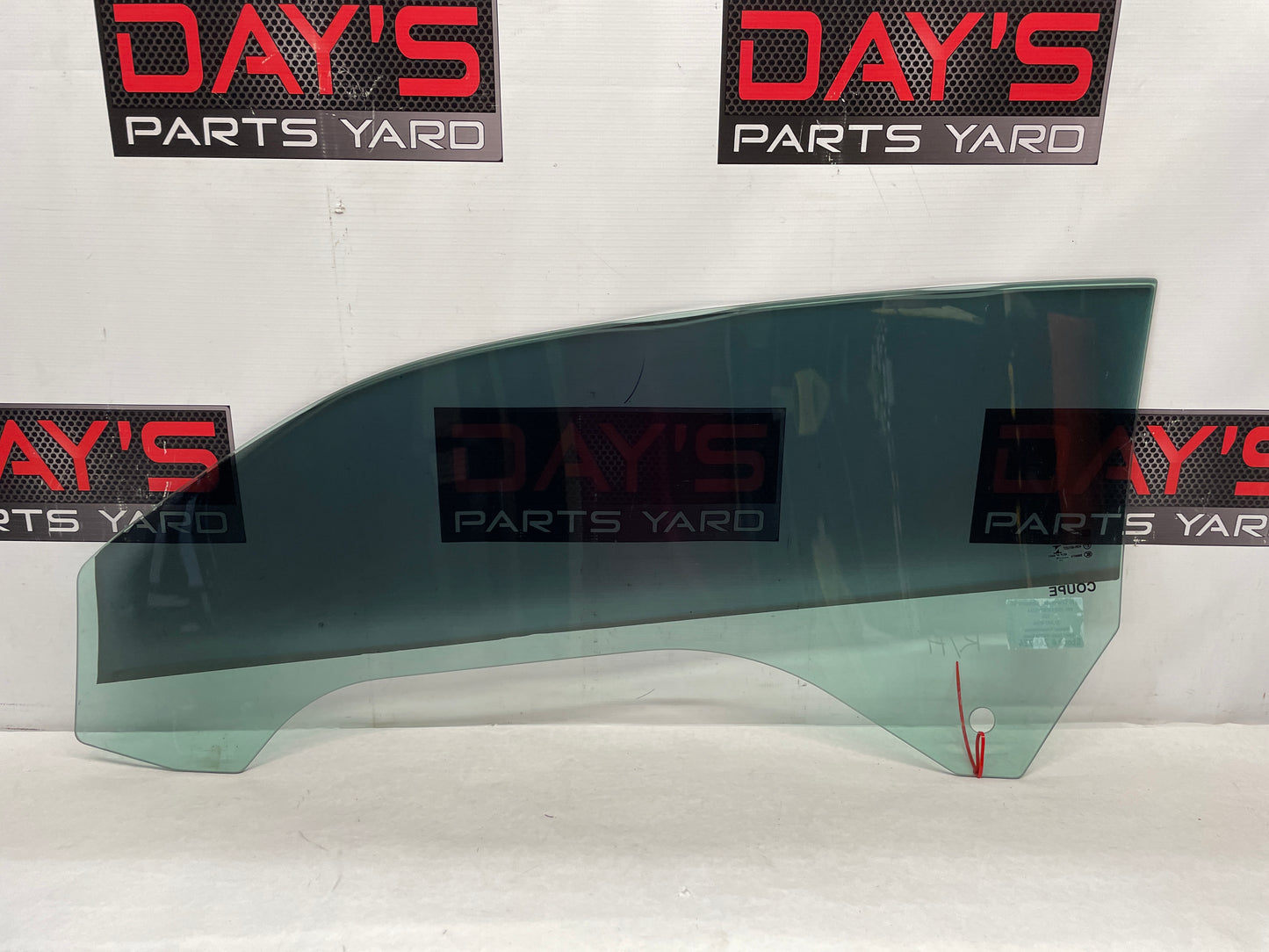 2015 Chevy Camaro SS RH Passenger Front Door Window Glass OEM