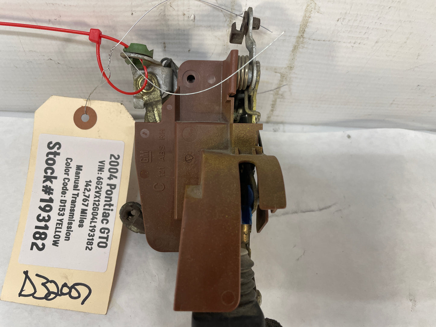 2004 Pontiac GTO RH Passenger Door Lock Actuator Assembly OEM - Day's Parts Yard