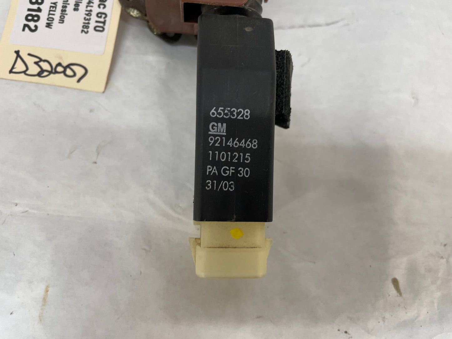 2004 Pontiac GTO RH Passenger Door Lock Actuator Assembly OEM - Day's Parts Yard