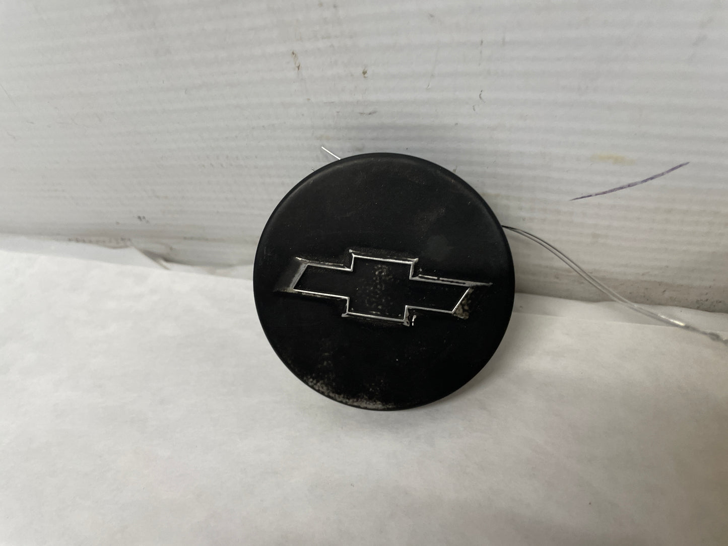 2011 Chevy Camaro SS Center Cap OEM - Day's Parts Yard