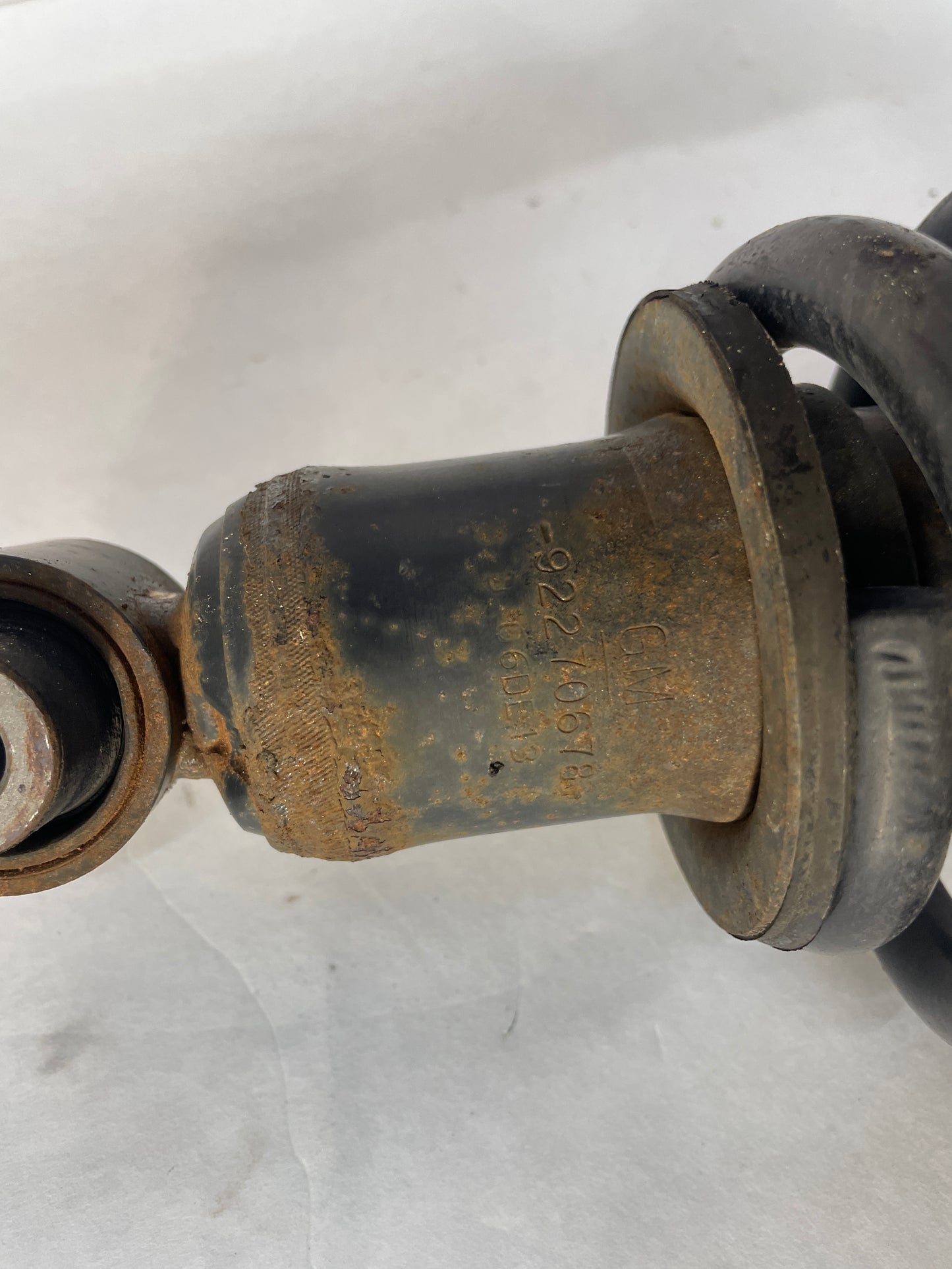 2014 Chevy SS Sedan LH Driver Rear Suspension Shock Strut Absorber Assembly OEM - Day's Parts Yard