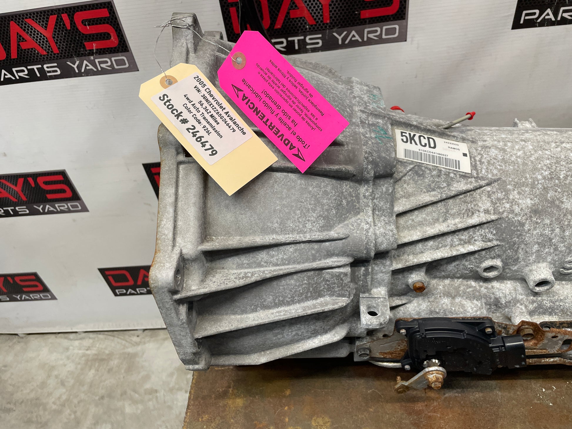 2005 Chevy Avalanche 4wd Auto Transmission OEM - Day's Parts Yard