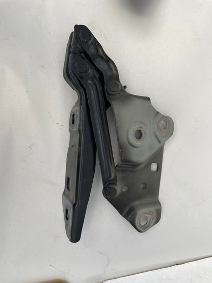 2019 Chevy Camaro SS RH & LH Hood Hinges OEM