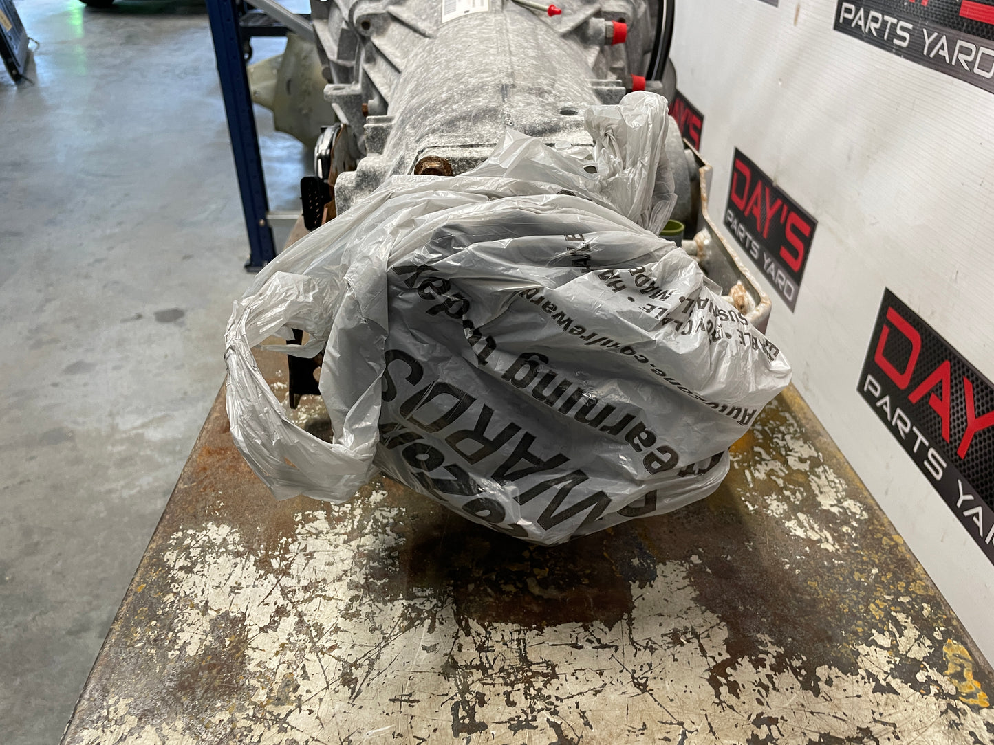 2005 Chevy Avalanche 4wd Auto Transmission OEM - Day's Parts Yard
