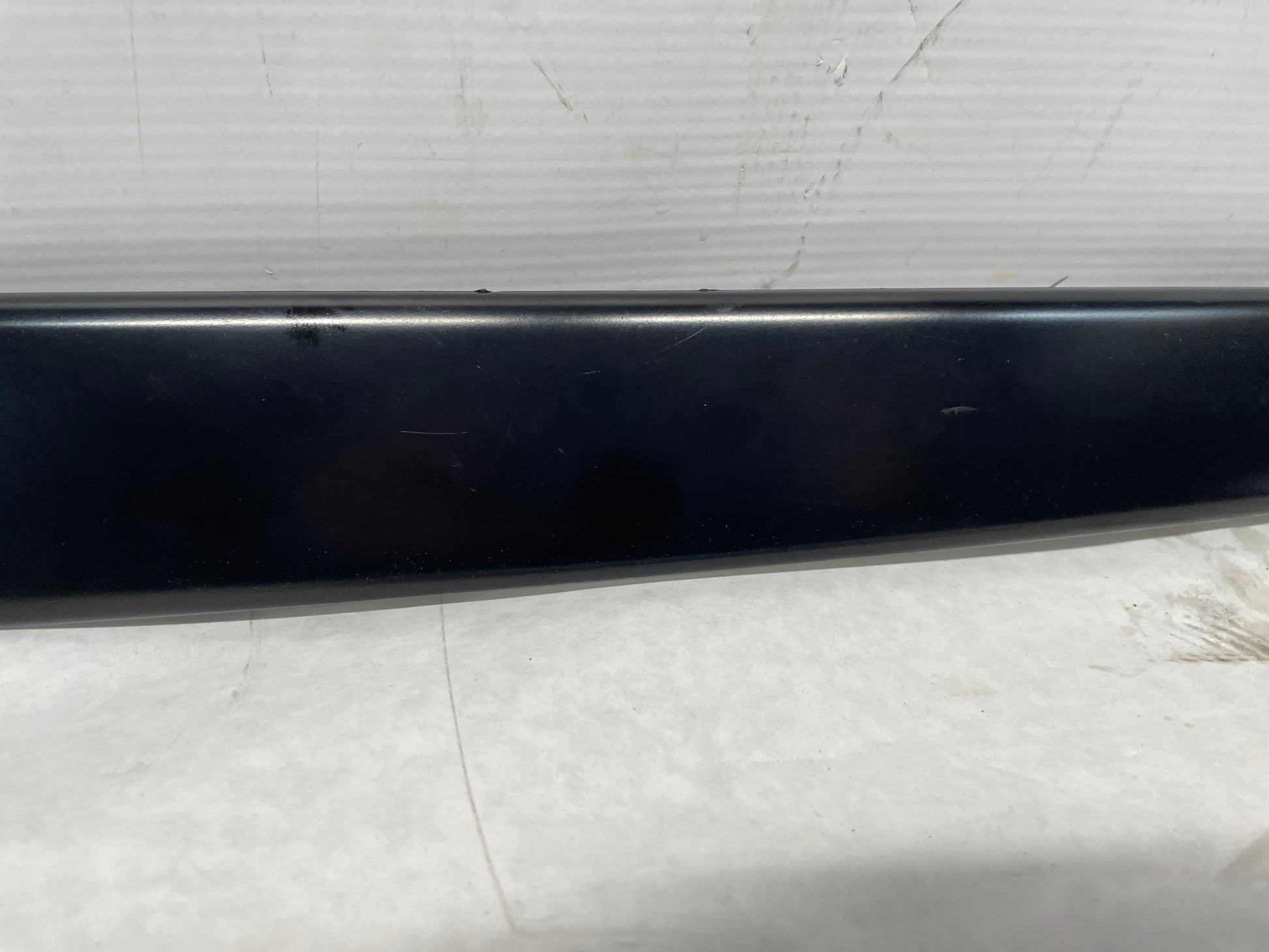 2006 Pontiac GTO LH Driver Exterior B Pillar Window Trim Applique Cover OEM - Day's Parts Yard