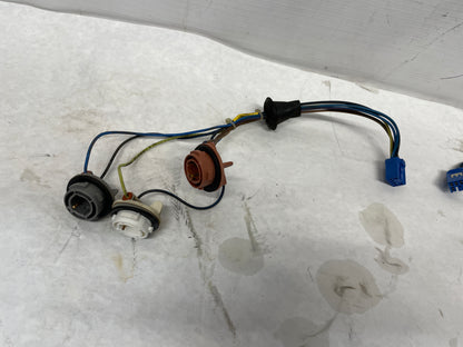2006 Pontiac GTO RH & LH Taillight Tail Light Wire Wiring Harness Sockets OEM - Day's Parts Yard