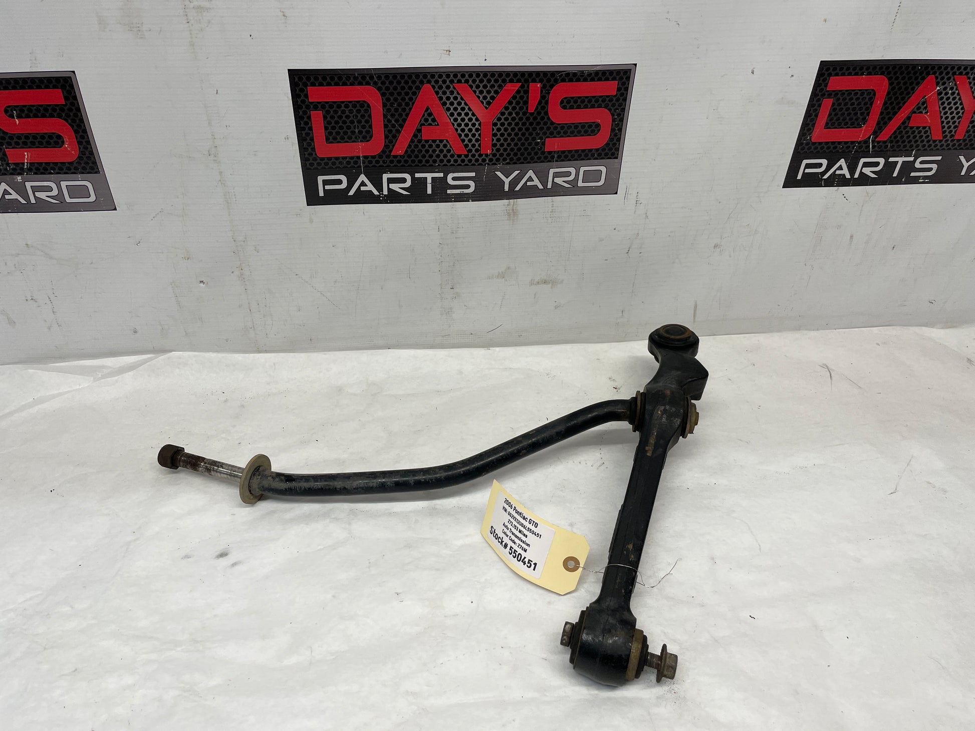 2006 Pontiac GTO LH Driver Front Suspension Lower Control Arm Radius Rod OEM - Day's Parts Yard