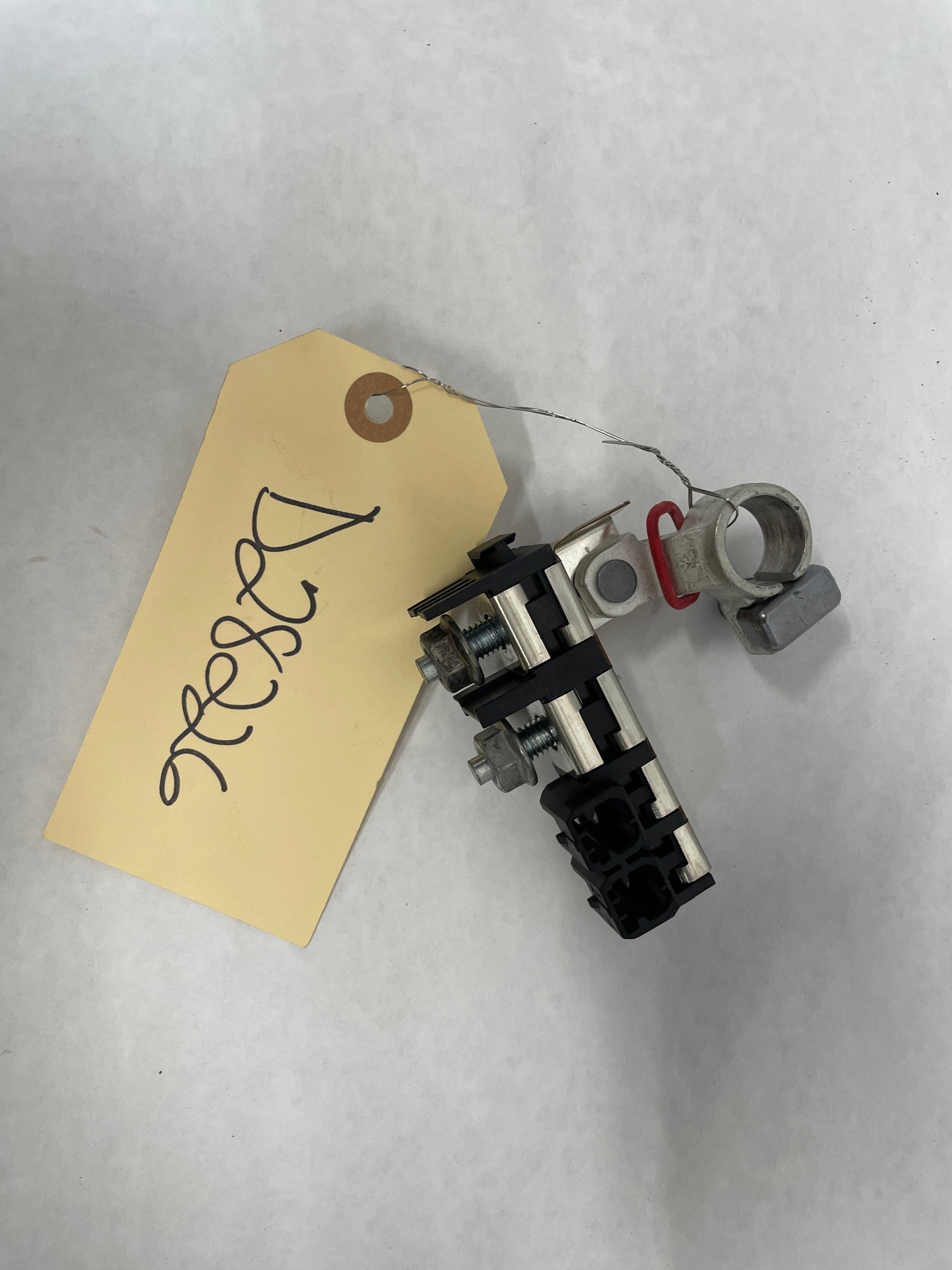 2019 Chevy Camaro SS Positive Battery Terminal Electric Fuse Block OEM - Day's Parts Yard