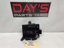 2019 Chevy Camaro SS Body Wiring Harness Junction Block OEM - Day's Parts Yard
