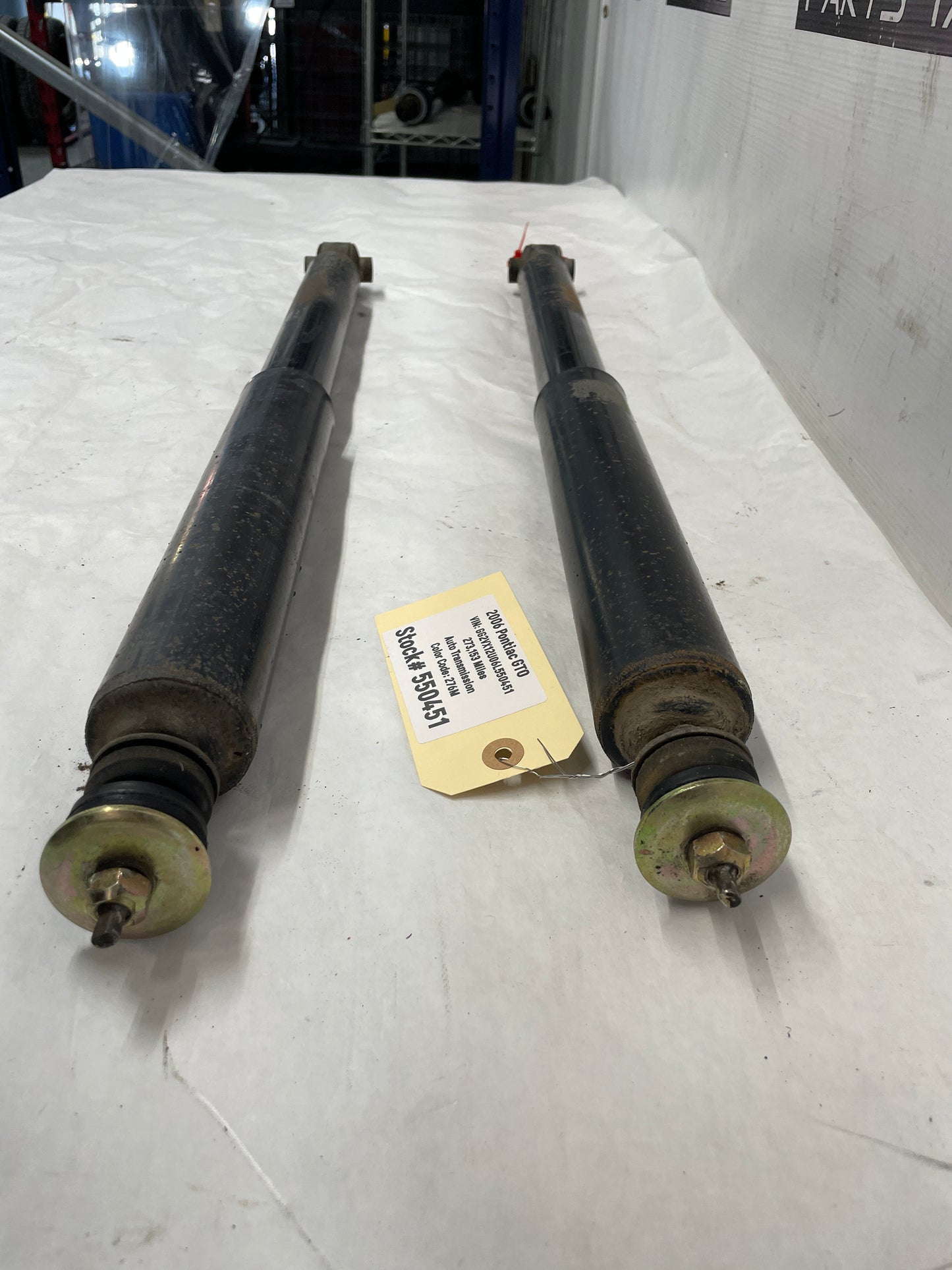 2006 Pontiac GTO RH & LH Rear Shock Strut Absorber OEM - Day's Parts Yard