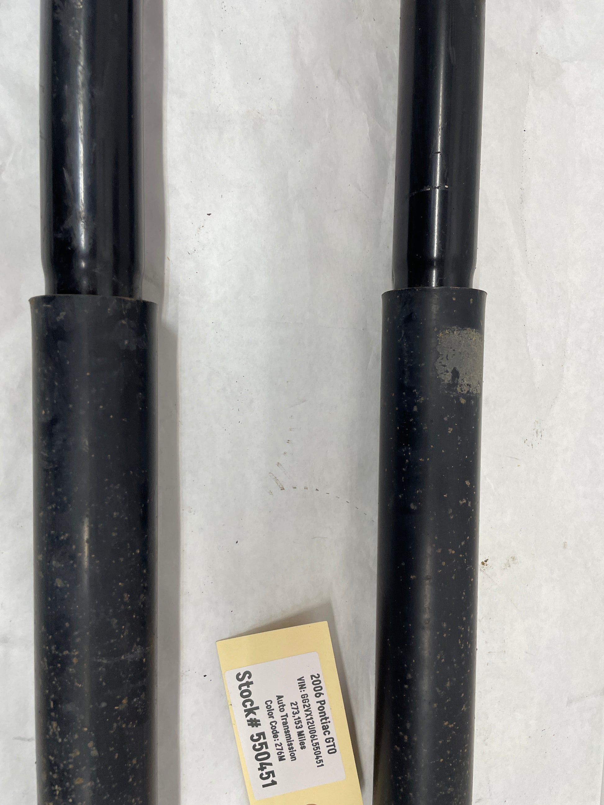 2006 Pontiac GTO RH & LH Rear Shock Strut Absorber OEM - Day's Parts Yard
