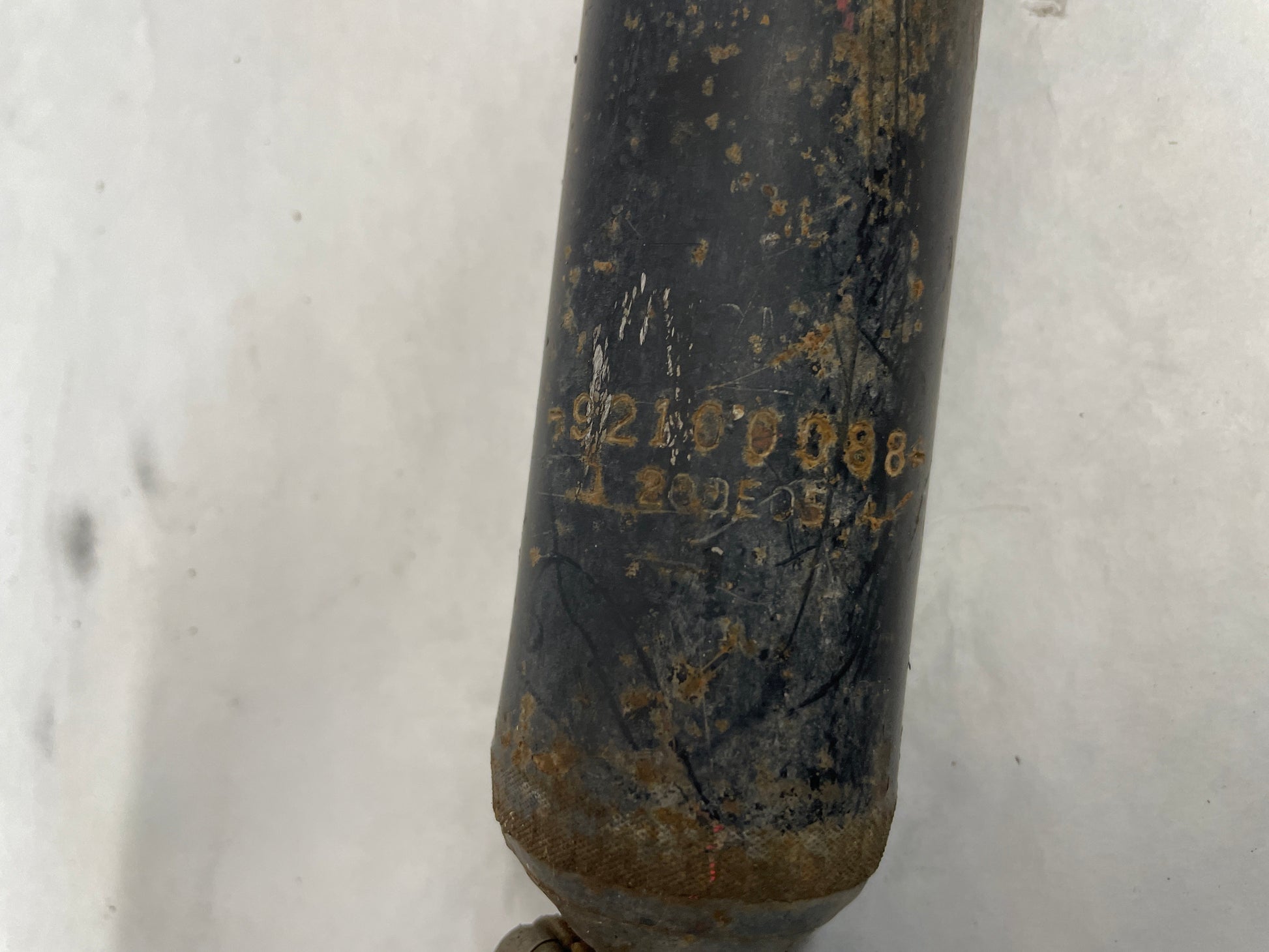 2006 Pontiac GTO RH & LH Rear Shock Strut Absorber OEM - Day's Parts Yard