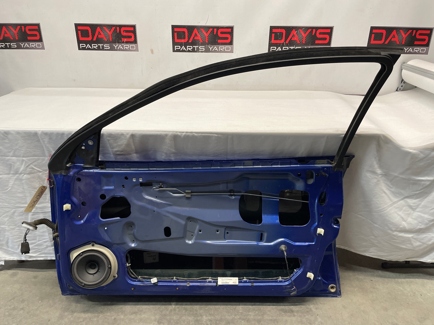 2005 Pontiac GTO RH Passenger Exterior Door OEM