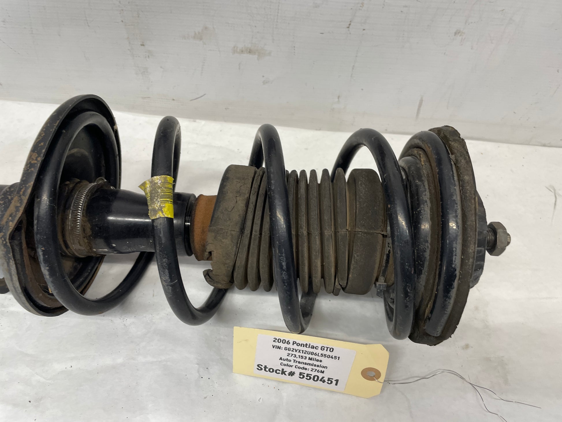 2006 Pontiac GTO LH Driver Front Strut Assembly OEM - Day's Parts Yard