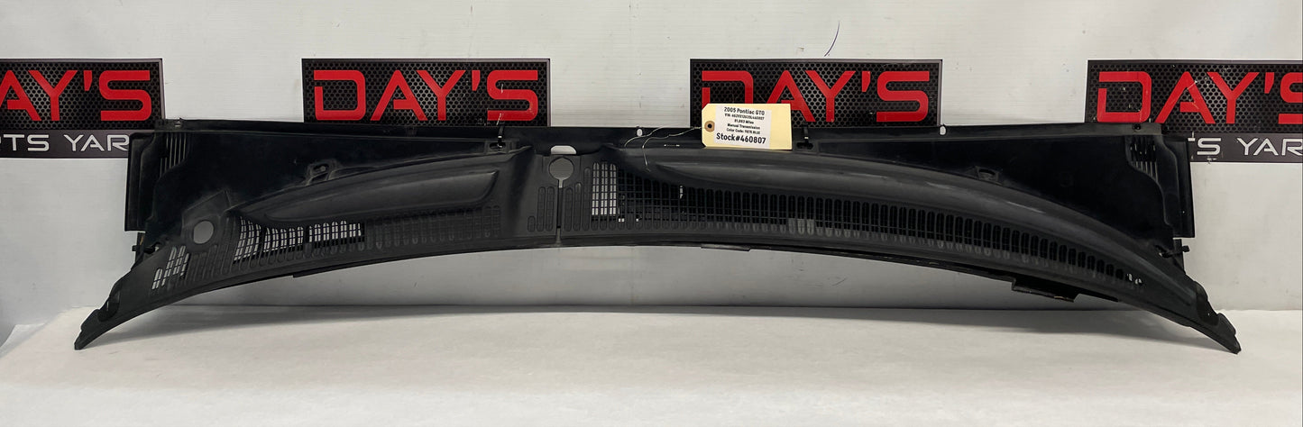 2005 Pontiac GTO Complete Windshield Wiper Cowl Grille Assembly OEM