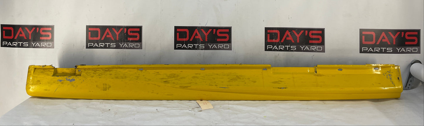 2004 Pontiac GTO RH Passenger Rocker Molding Side Skirt Panel Trim OEM - Day's Parts Yard