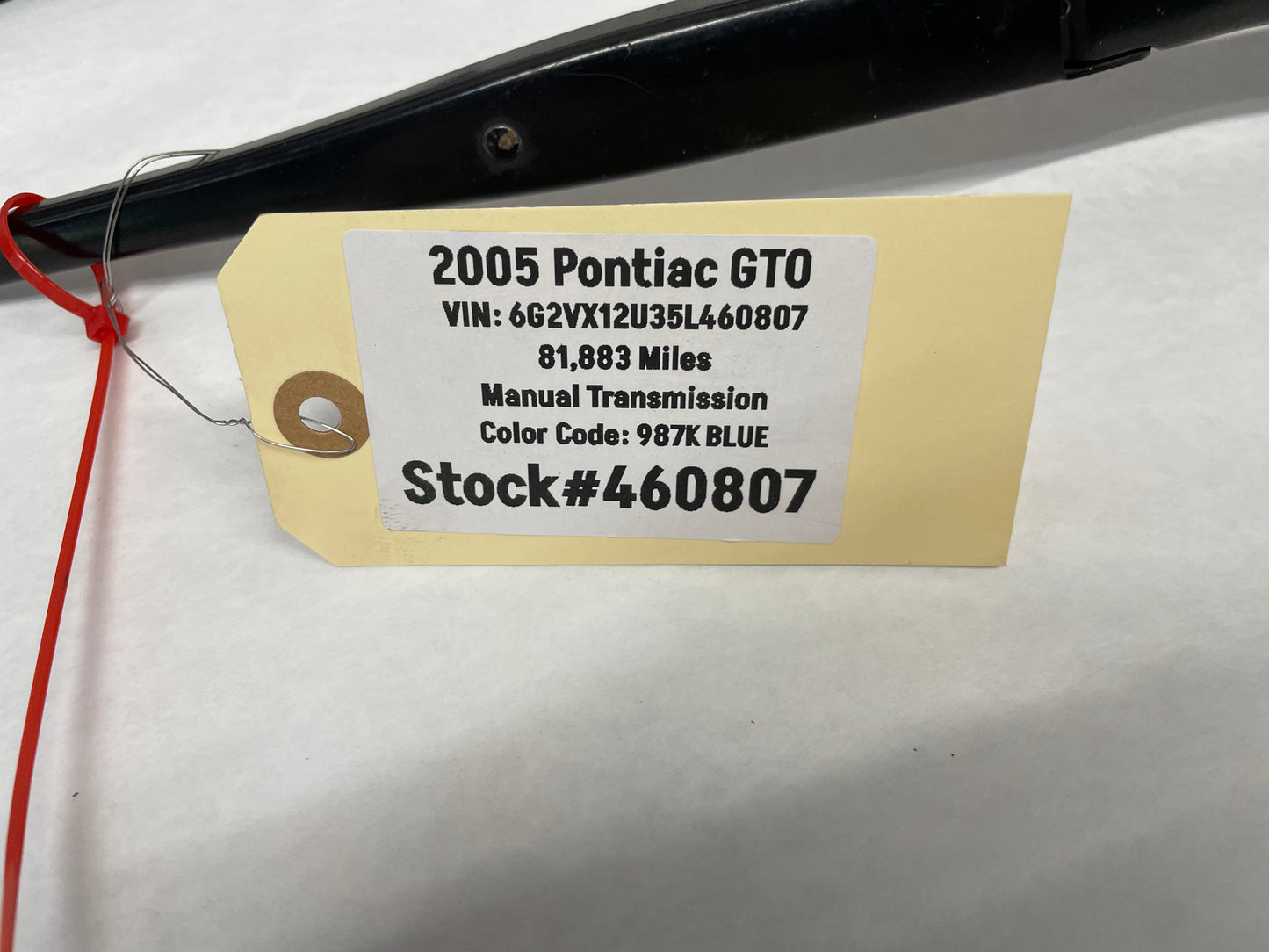 2005 Pontiac GTO RH & LH Windshield Wiper Arms OEM