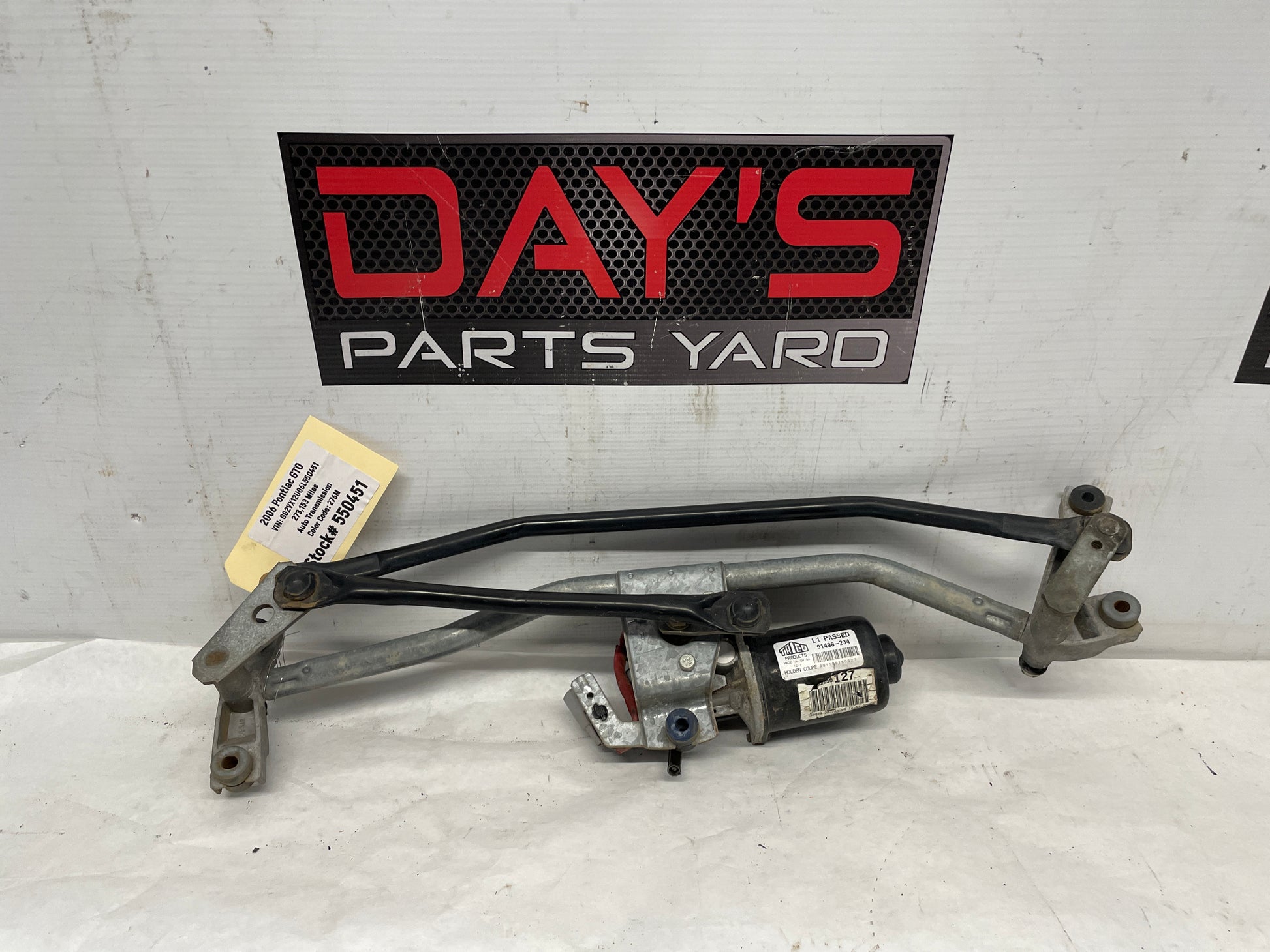2006 Pontiac GTO Wiper Motor Transmission Assembly Linkage OEM - Day's Parts Yard