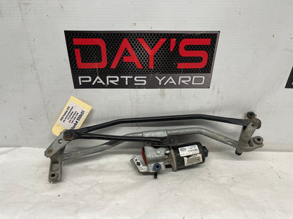 2006 Pontiac GTO Wiper Motor Transmission Assembly Linkage OEM - Day's Parts Yard