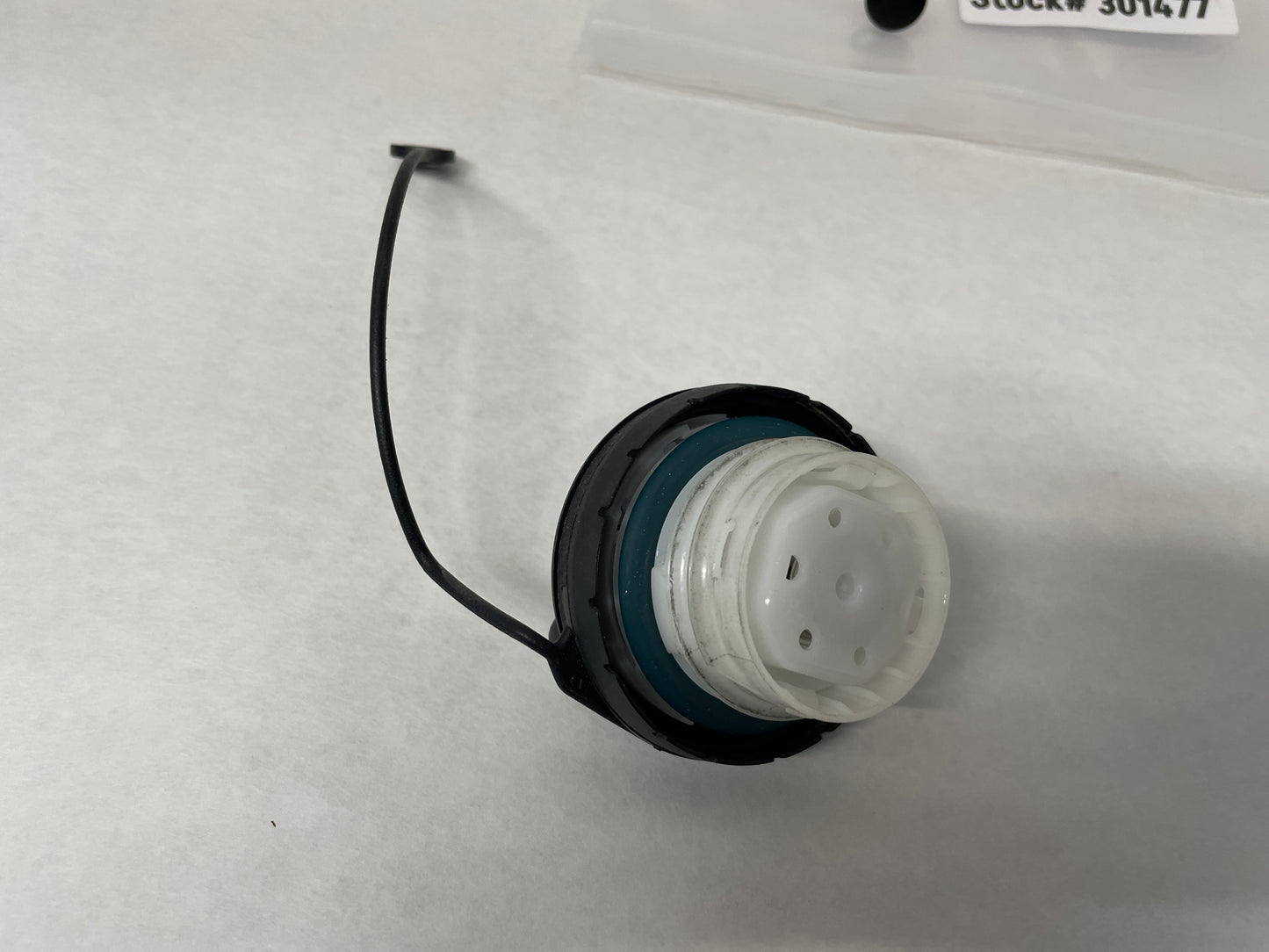 2017 Chevy SS Sedan Fuel Gas Cap OEM - Day's Parts Yard