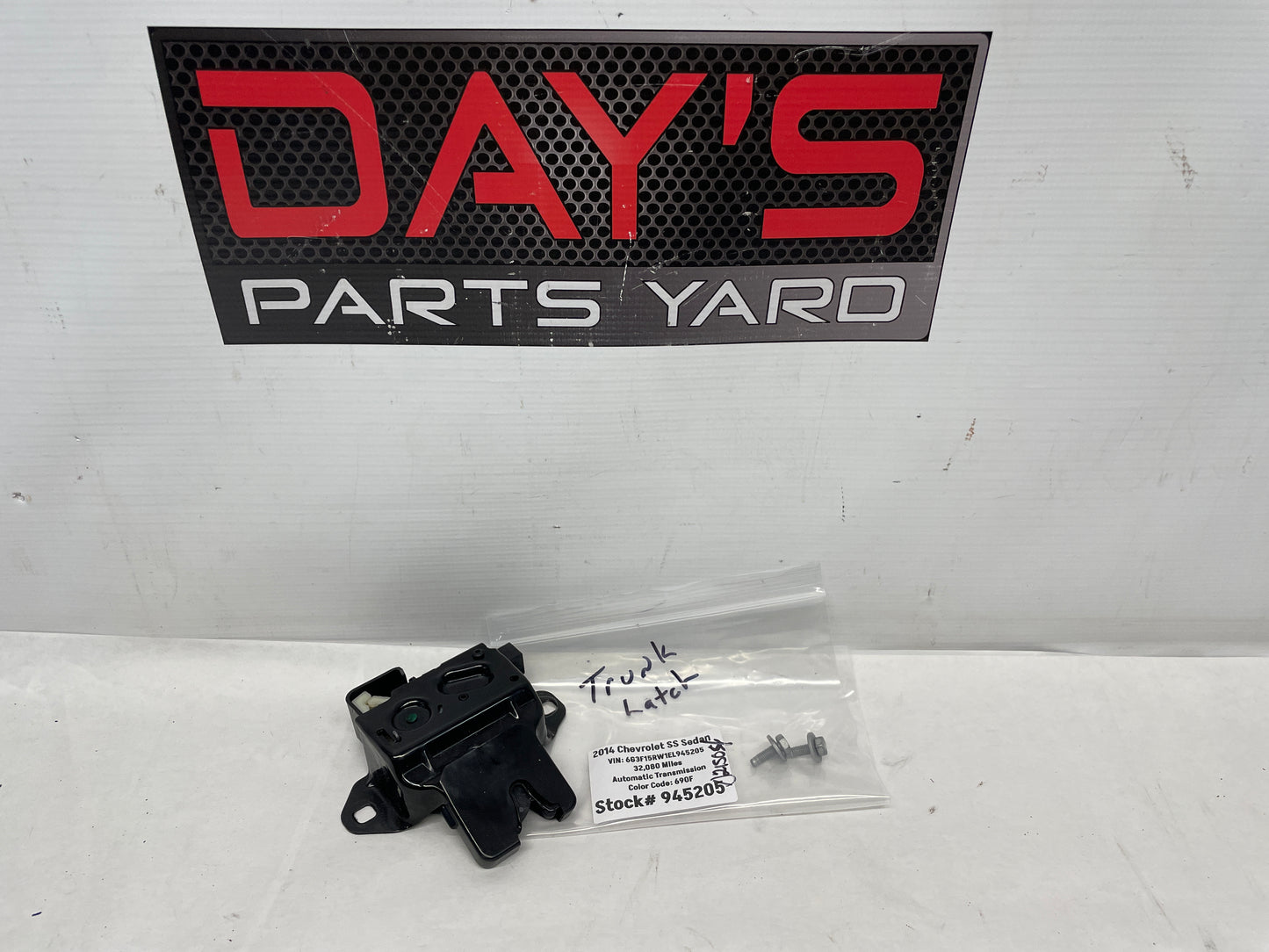 2014 Chevy SS Sedan Trunk Deck Lid Lock Latch Actuator OEM - Day's Parts Yard